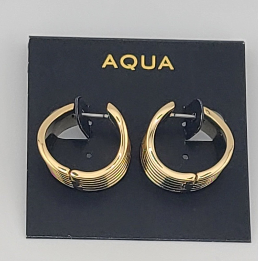 AQUA Gold Tone Metal Textured Ribbed Tiered Hoop Earrings